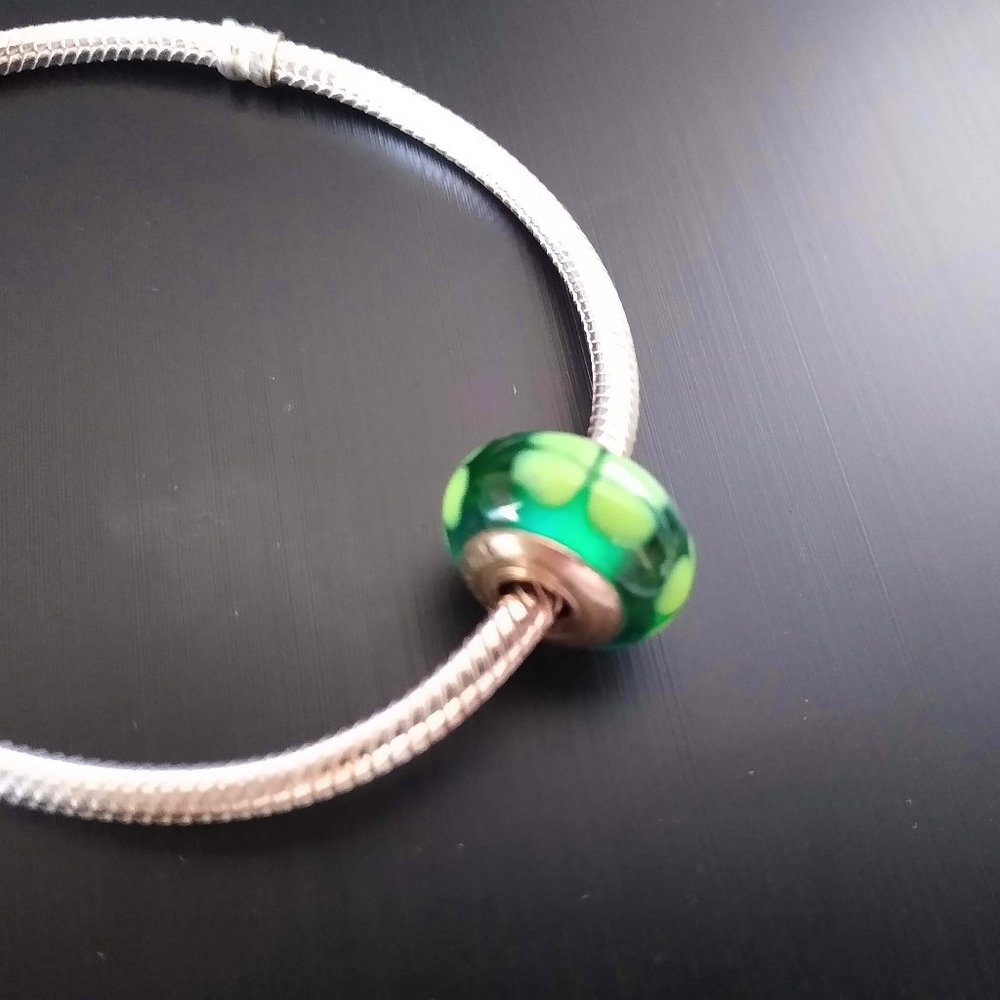 Glass "Kiss me I'm Irish" Retired Pandora charm